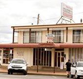 Town House Motor Inn - Accommodation Sunshine Coast