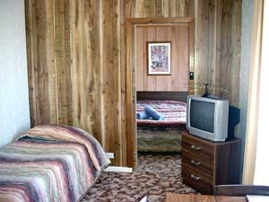 Oyster Court Motel - Accommodation Sunshine Coast 1