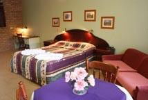 Deer Park Motor Inn - Accommodation Sunshine Coast 4