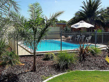 Renmark Motor Inn - Accommodation Sunshine Coast 0