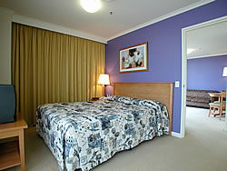 Waldorf Apartments Hotel Canberra - Accommodation Sunshine Coast 2