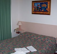 Rainbow Motel - Accommodation Sunshine Coast