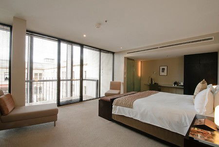 The Mansion Hotel - Accommodation Sunshine Coast 4