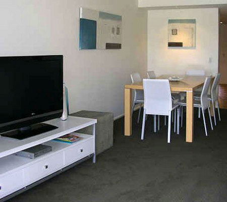 Sunrise Cove Holiday Apartments - Accommodation Sunshine Coast 2