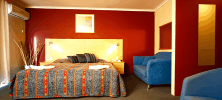 Ciloms Airport Lodge - Accommodation Sunshine Coast 0