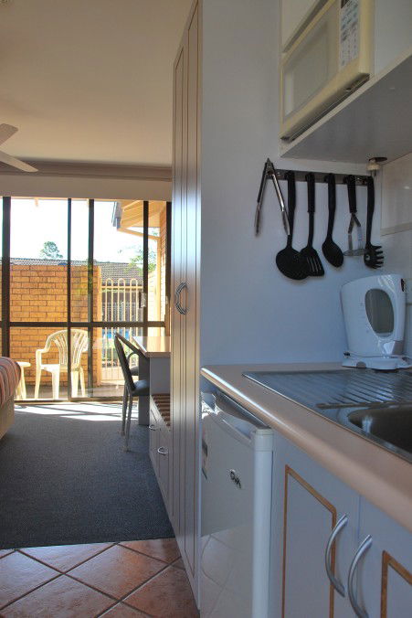 Port O'Call Motel - Accommodation Sunshine Coast 3