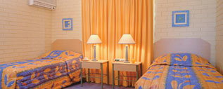 Harbour Side Resort - Accommodation Sunshine Coast 2