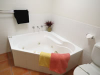 Crown Apartments Merimbula - Accommodation Sunshine Coast 5