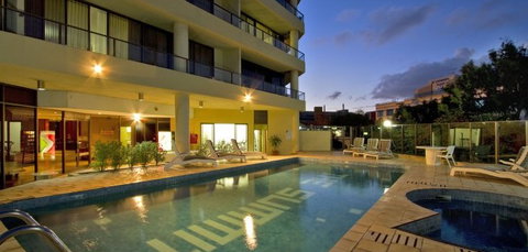 Summit Apartments Hotel - Accommodation Sunshine Coast 1
