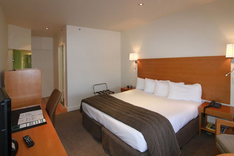 Quality Hotel Gateway Devonport - Accommodation Sunshine Coast 2