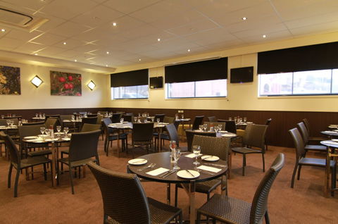 Quality Hotel Gateway Devonport - Accommodation Sunshine Coast 5