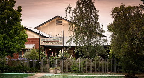 Millies Guesthouse & Serviced Apartments - Accommodation Sunshine Coast 0