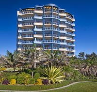 Beaches International - Accommodation Sunshine Coast