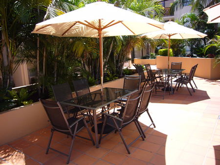 Chevron Palms - Accommodation Sunshine Coast 6