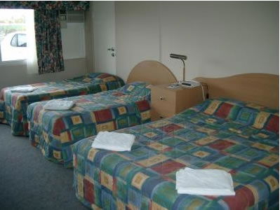 Ciloms Airport Lodge - Accommodation Sunshine Coast 3