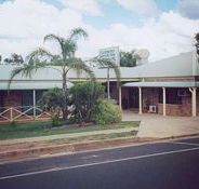 Clermont Motor Inn - Accommodation Sunshine Coast