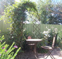 Robyn's Nest Country Cottages - Accommodation Sunshine Coast