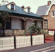 Barton Cottage - Accommodation Sunshine Coast
