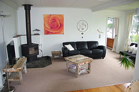 Pure Bruny - Accommodation Sunshine Coast 0