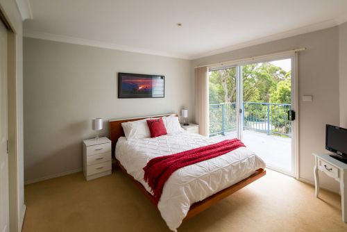 Valentine NSW Accommodation Sunshine Coast