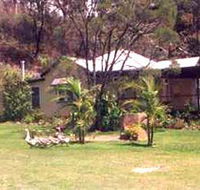Kookaburra Cottage Farmstay - Accommodation Sunshine Coast
