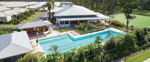 Ocean Club Resort - Accommodation Sunshine Coast 1
