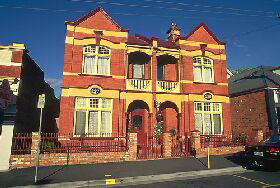 Edwardian Apartments - Accommodation Sunshine Coast 0