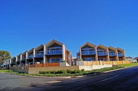 Seine Bay Apartments - Accommodation Sunshine Coast 0