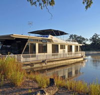 Houseboat Heaven - Accommodation Sunshine Coast