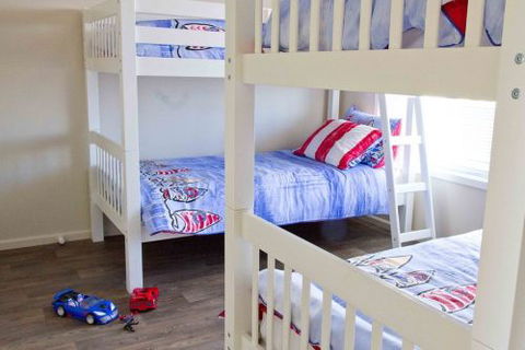 Coral Sands Luxury Beach House - Accommodation Sunshine Coast 5