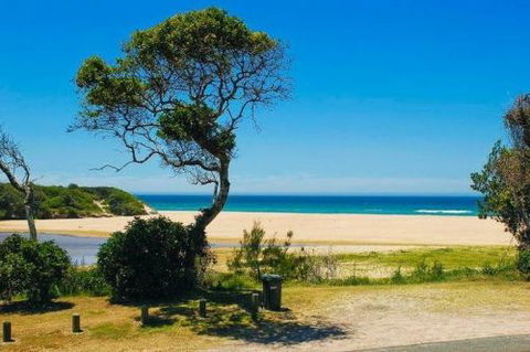 Seascape Apartments - Accommodation Sunshine Coast 3