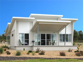 Azjure - Accommodation Sunshine Coast 0
