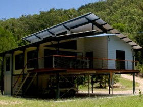 Creek Valley Rainforest Retreat - Accommodation Sunshine Coast 0