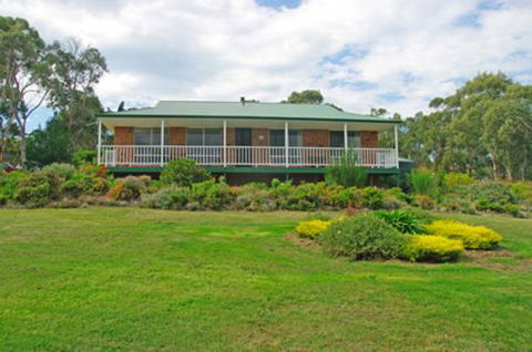 Sunsets Cottage - Accommodation Sunshine Coast 1