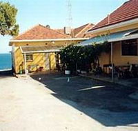 Bay View Holiday Flats - Accommodation Sunshine Coast