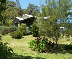 Penlan Cottage - Accommodation Sunshine Coast 0