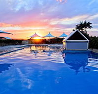 Oaks Waterfront Resort - The Entrance - Accommodation Sunshine Coast