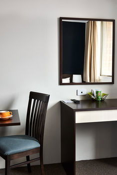 175 (formerly Wesley Lodge) - Accommodation Sunshine Coast 7