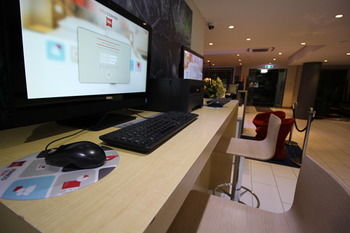 Ibis Newcastle - Accommodation Sunshine Coast 3