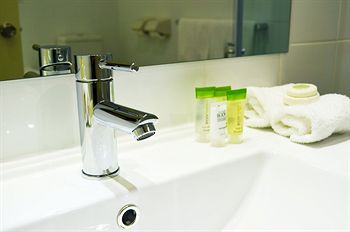 Best Western Plus Buckingham International - Accommodation Sunshine Coast 8