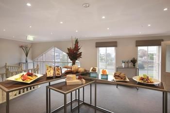 Best Western Plus Buckingham International - Accommodation Sunshine Coast 13