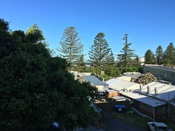 Waldorf The Entrance Serviced Apartments - Accommodation Sunshine Coast 4