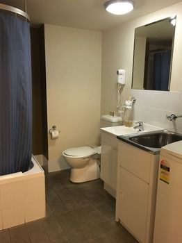 Waldorf The Entrance Serviced Apartments - Accommodation Sunshine Coast 9