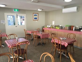 Waldorf The Entrance Serviced Apartments - Accommodation Sunshine Coast 18