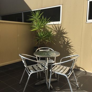 Ramada Encore Dandenong - Accommodation Sunshine Coast 16