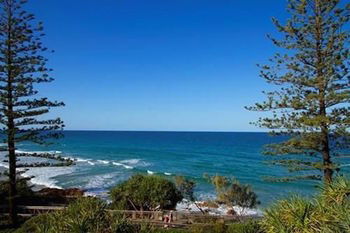 Beach Retreat Coolum - Accommodation Sunshine Coast 14