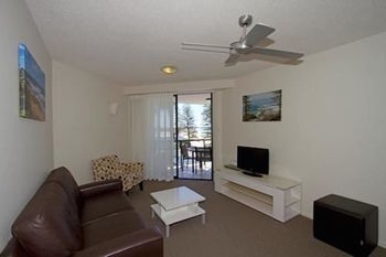 Beach Retreat Coolum - Accommodation Sunshine Coast 22
