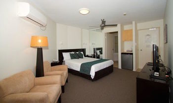 Beach Retreat Coolum - Accommodation Sunshine Coast 25