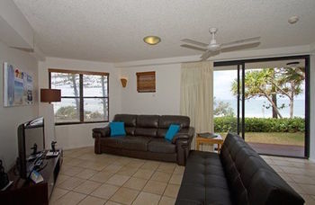 Beach Retreat Coolum - Accommodation Sunshine Coast 36