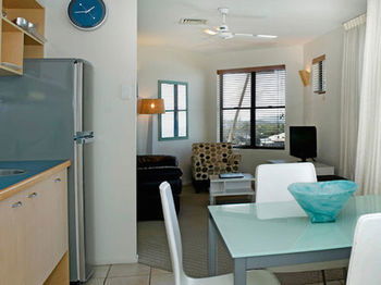 Beach Retreat Coolum - Accommodation Sunshine Coast 38